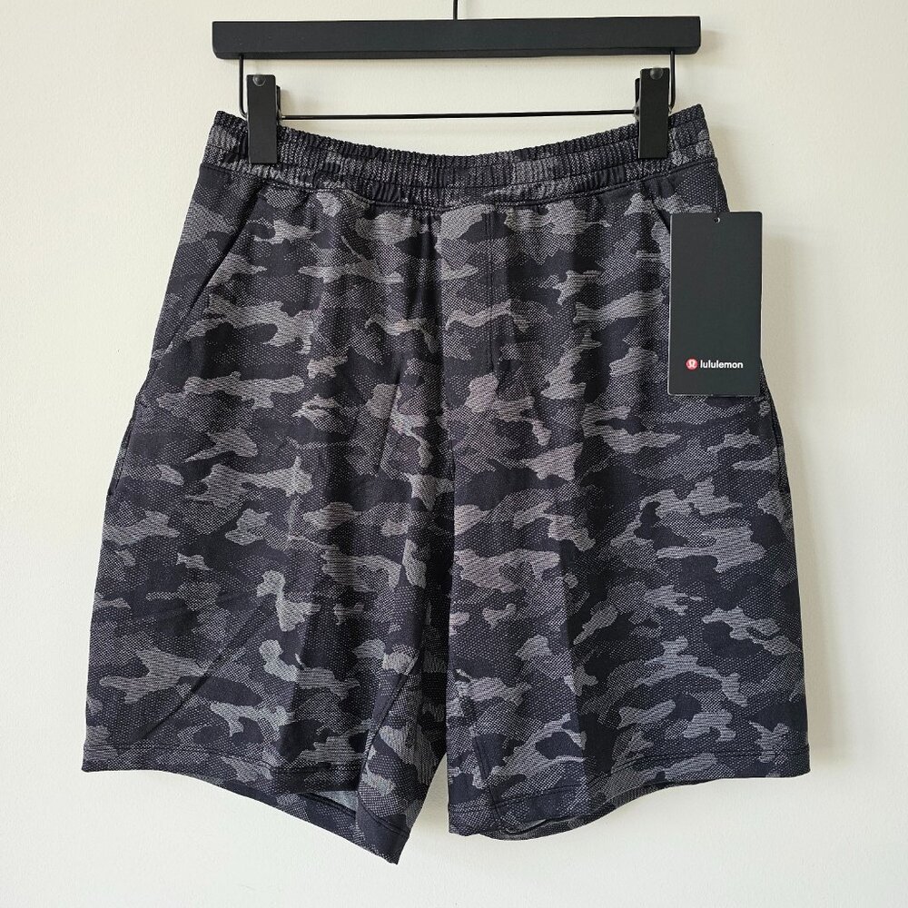 NWT LULULEMON VMCB Black Camo Pace Breaker Shorts 9" Lined Men's Small
